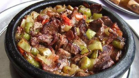 Güveçte Patlıcan Kebabı Güveçte Patlıcan Kebabı