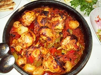 Fırında Güveçte Tavuk Tarifi ve Malzemeleri